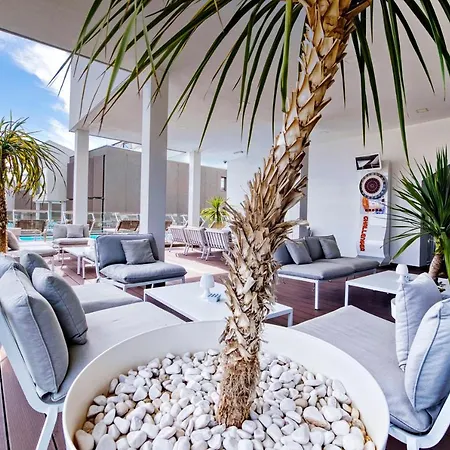 Dedaj - Almaro With Heated Pool Apartman