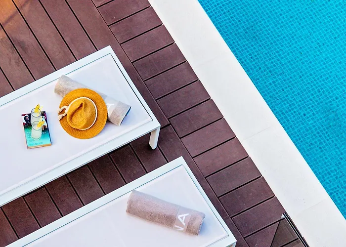 Dedaj - Almaro With Heated Pool Ζαντάρ