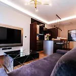 Dedaj - Almaro With Heated Pool Apartment