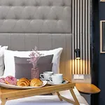 Apartment Dedaj - Almaro With Heated Pool