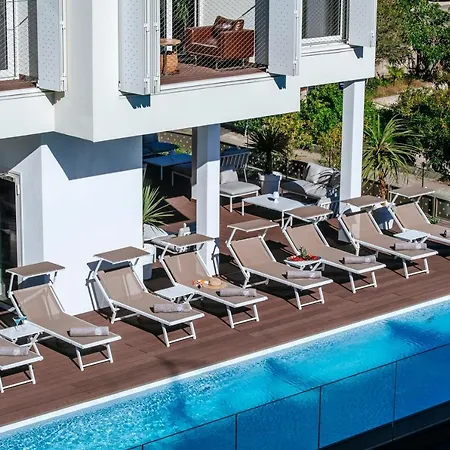Διαμέρισμα Dedaj - Almaro With Heated Pool