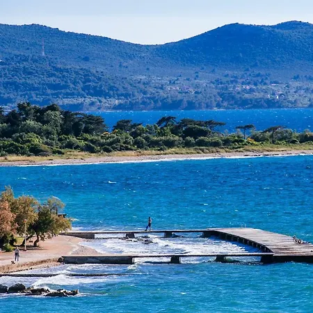 Lejlighed Dedaj - Almaro With Heated Pool *