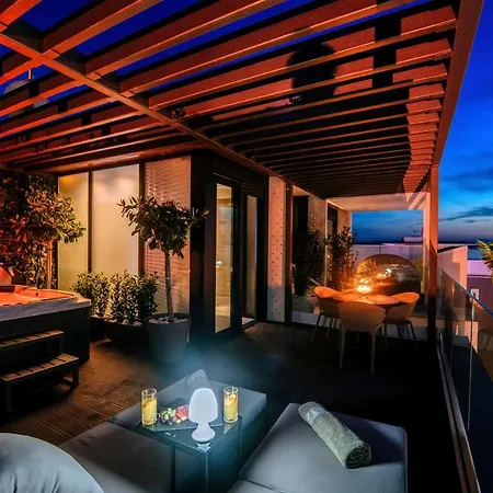 Dedaj - Almaro With Heated Pool Apartmán *