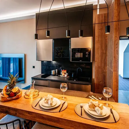 Lejlighed Dedaj - Almaro With Heated Pool