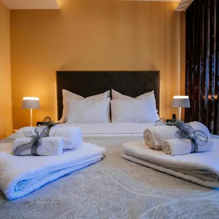 Dedaj - Almaro With Heated Pool