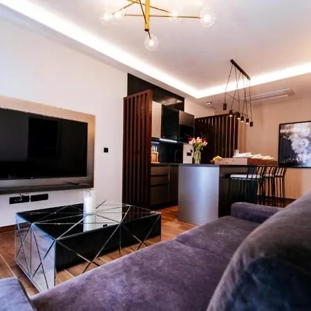 Dedaj - Almaro Apartment