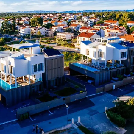Dedaj - Almaro With Heated Pool Apartament