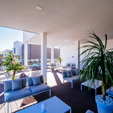 Lejlighed Dedaj - Almaro With Heated Pool Zadar