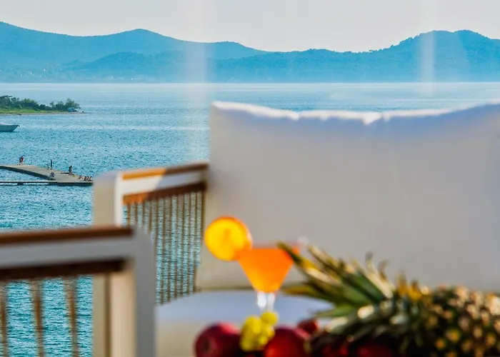 Dedaj - Almaro With Heated Pool Appartamento *