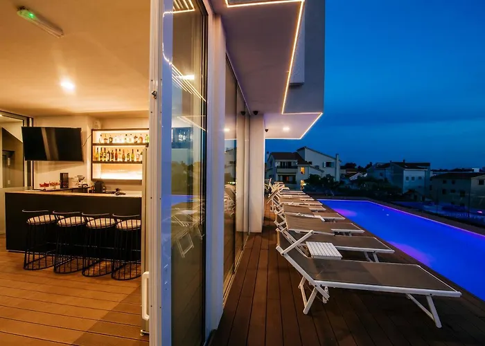 Dedaj - Almaro With Heated Pool Appartamento