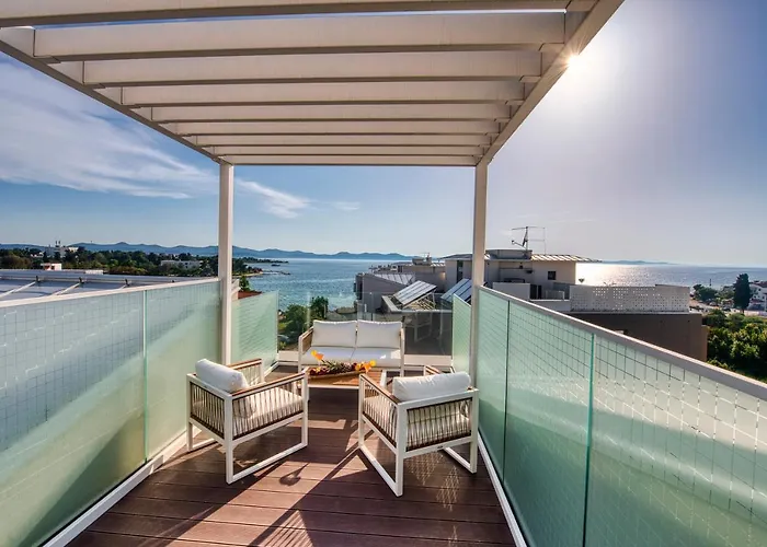 Dedaj - Almaro With Heated Pool Appartamento *