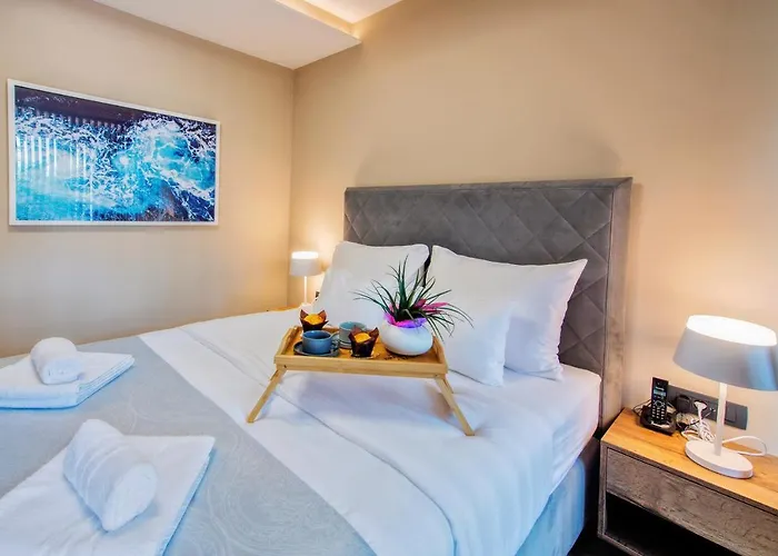 Appartamento Dedaj - Almaro With Heated Pool *