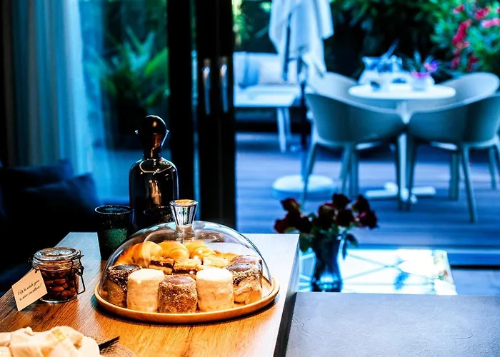 Appartamento Dedaj - Almaro With Heated Pool Zara